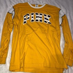 🌸Long sleeve pink Victoria secret shirt